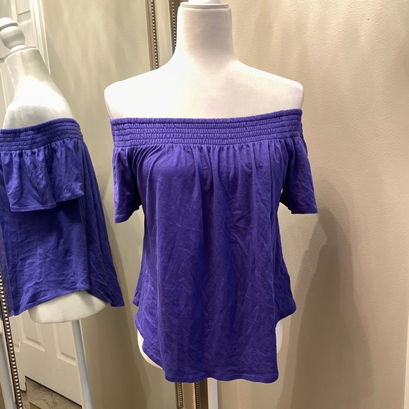 Express off the shoulder flowy top - Picture 1 of 3